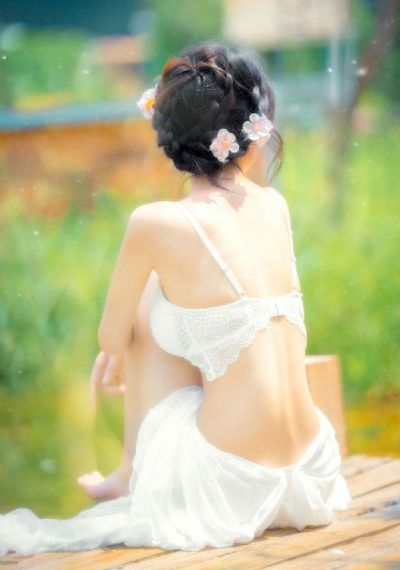 朋友的新妈妈_JVID性感写真