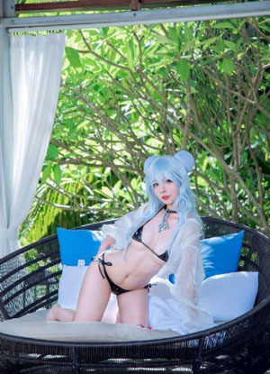 漂亮的女秘书在线观看_4K在线手机播放